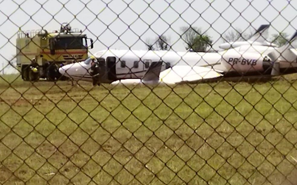 Avião sai da pista durante decolagem no aeroporto de Goiânia, diz Infraero