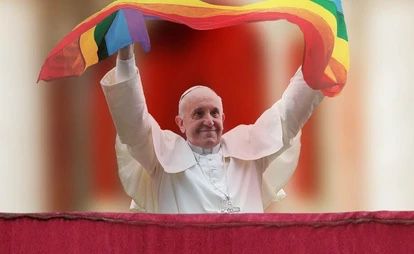 Papa Francisco pede que pais não condenem seus filhos devido à orientação sexual