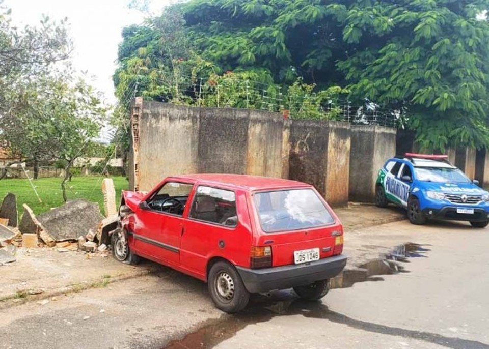 Homem detido 10 vezes por furto é preso em flagrante em carro furtado em Aparecida