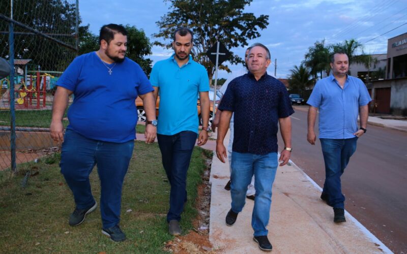 Asfalto do Goiânia Park Sul será concluído até agosto, garante prefeito Vilmar Mariano