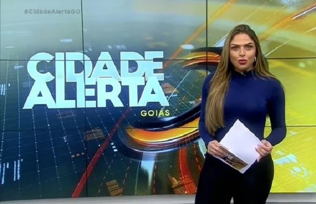 Apresentadora da TV Record pede demissão para disputar as eleições