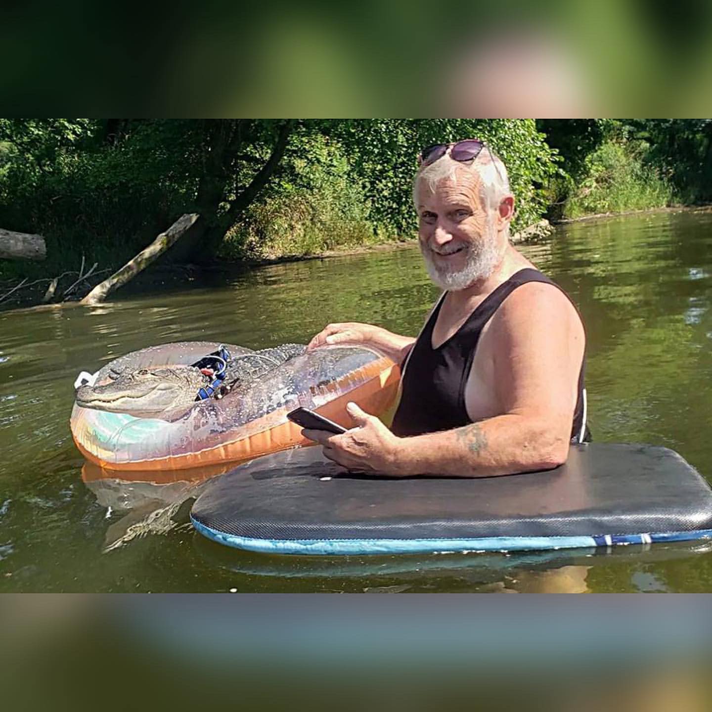 Homem Tem Jacaré Como Animal de Apoio Emocional e Dorme Com Ele