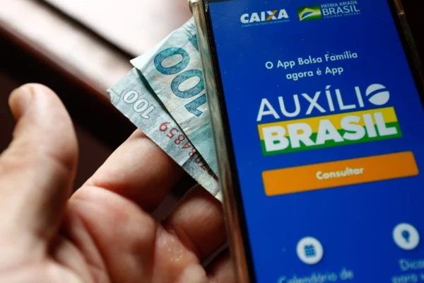 Confira regras para o empréstimo consignado do Auxílio Brasil