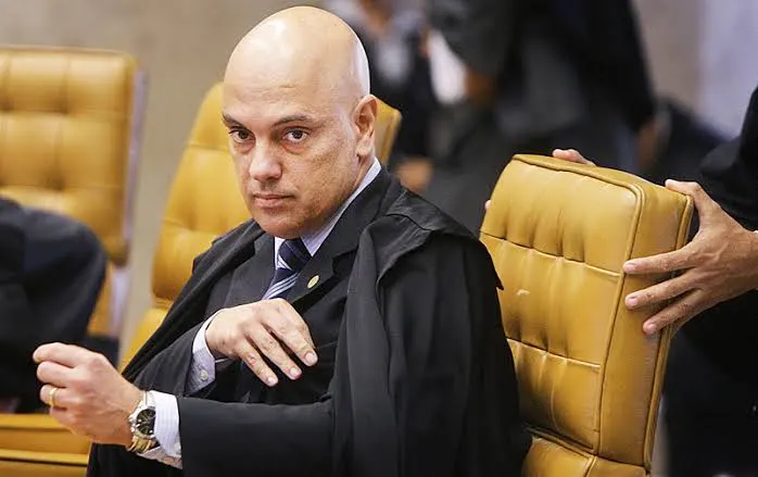 Alexandre de Moraes veta investigação contra institutos de pesquisa