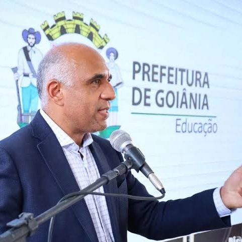 PREFEITO ROGÉRIO CRUZ ESTÁ COM COVID-19