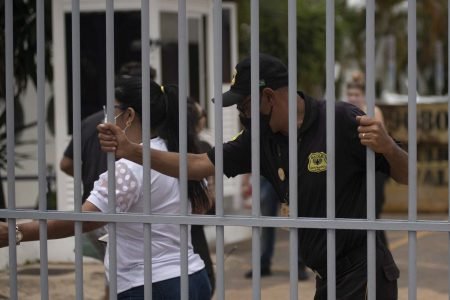 PF prende 30 candidatos foragidos da Justiça durante prova do Enem