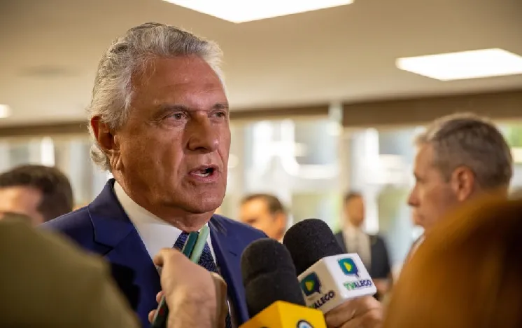 Ronaldo Caiado convoca reunião para tratar de segurança escolar