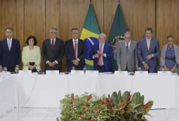 Lula inicia semana em reunião com ministros para discutir arcabouço fiscal