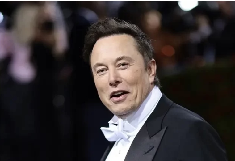 Elon Musk recebe aval para iniciar testes de chip cerebral em humanos