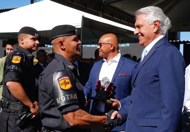 Caiado inaugura novo espaço de treinamento de tiro da ROTAM