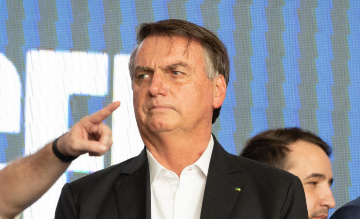 Bolsonaro reclama de julgamento no TSE: “Agregaram até o 8/1”