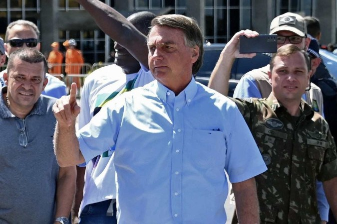 Bolsonaro diz que pode ser candidato a vereador no Rio de Janeiro