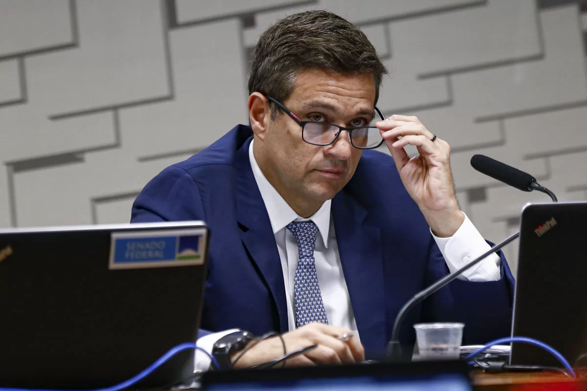 Comissão do Senado aprova convite a Campos Neto para falar sobre juros