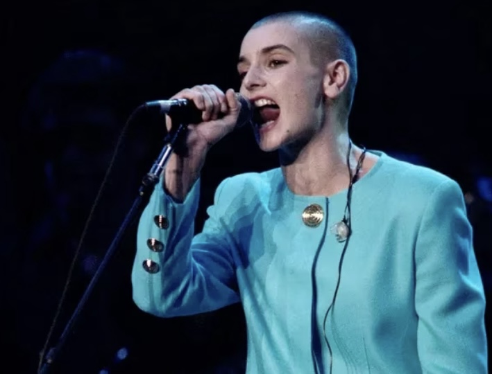 Sinéad O’Connor, cantora irlandesa de ‘Nothing compares 2 U’, morre aos 56 anos