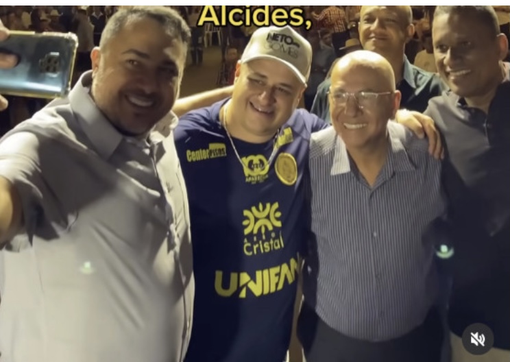 Alcides oficializa candidatura em Aparecida e anuncia evento com Bolsonaro para lançar pré-campanha