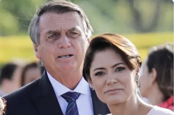 PF intima Bolsonaro, Michelle, Wassef e Cid para depoimentos simultâneos no dia 31