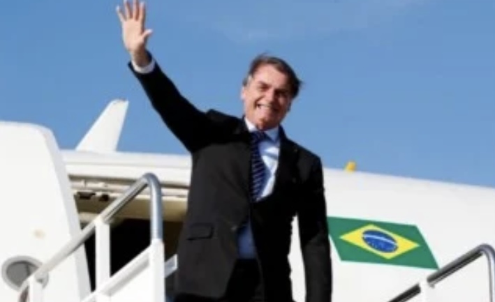 Viagem de Bolsonaro aos EUA foi ilegal, indica órgão do TCU