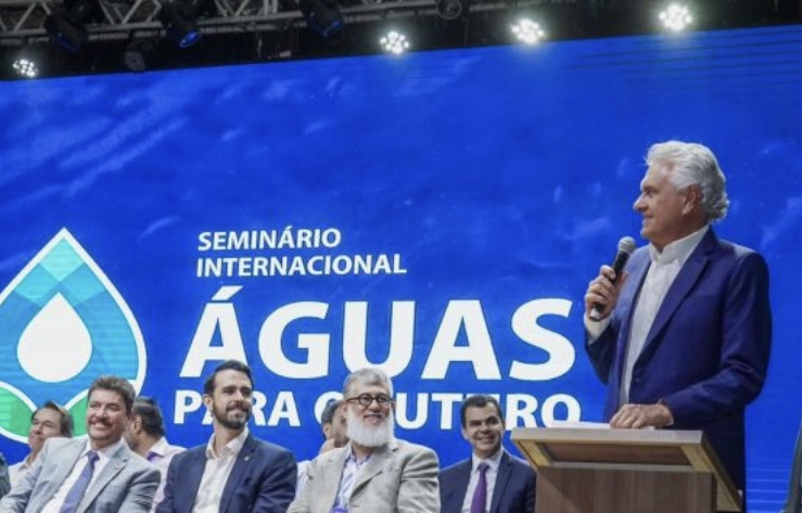 Caiado assina “pacto da água”, anuncia medidas para neutralizar emissões de carbono e Goiás deve receber R$ 7 milhões em investimentos