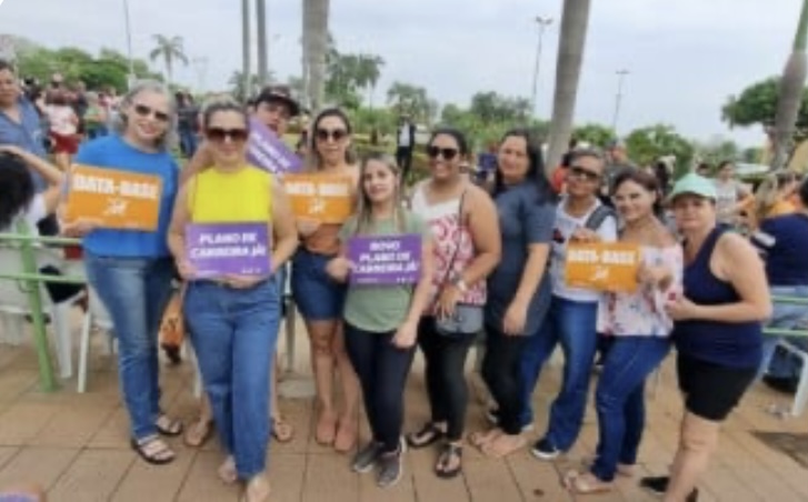 Servidores da Educação em Goiânia entram em greve a partir de segunda-feira (2)