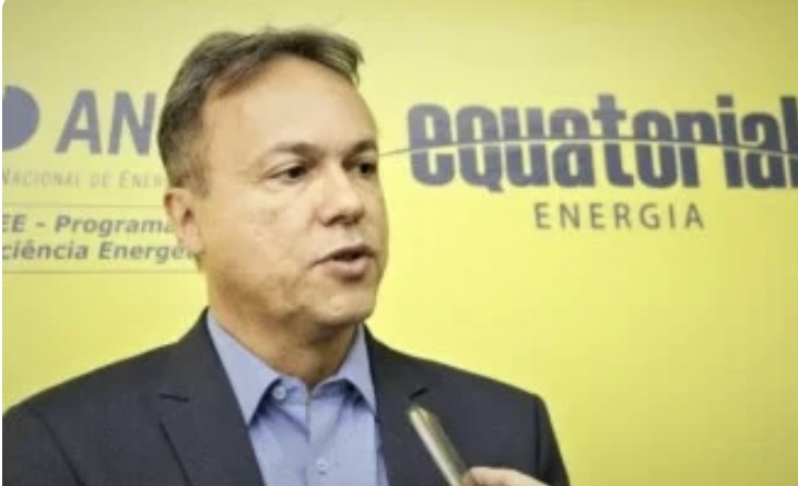 CEO  da Equatorial sai pela porta dos fundos após reunião com deputados, sem dar entrevista