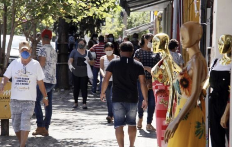 Caiado sanciona Dia Estadual em Memória das Vítimas da Covid-19