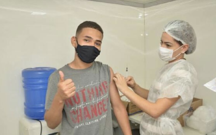 Vacinação contra dengue começa nesta quinta com foco nas escolas