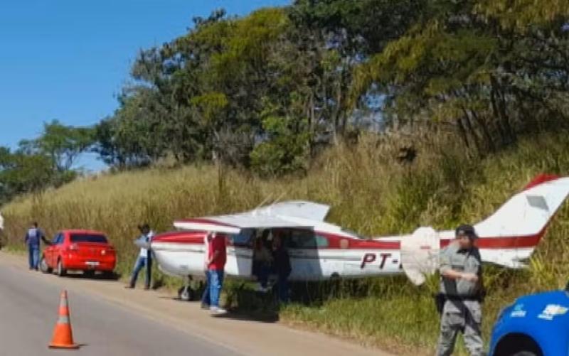 Motor para de funcionar e avião faz pouso de emergência em meio a rodovia de Goiás